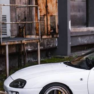 Supra mit Japan Racing Felgen